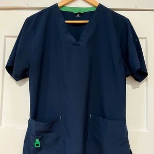 Carhartt Scrub Shirt: Cross Flex V-Neck Media Scrub Top: Large